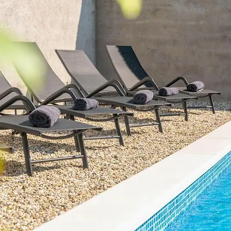 Casa Romito By Briskva * Kaštelir