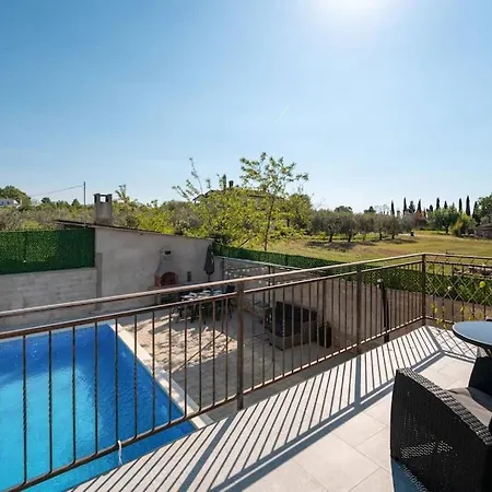 Casa Romito By Briskva