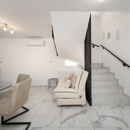 Casa Romito By Briskva וילה Kaštelir