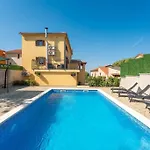 Villa Casa Romito By Briskva