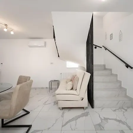 Βίλα Casa Romito By Briskva