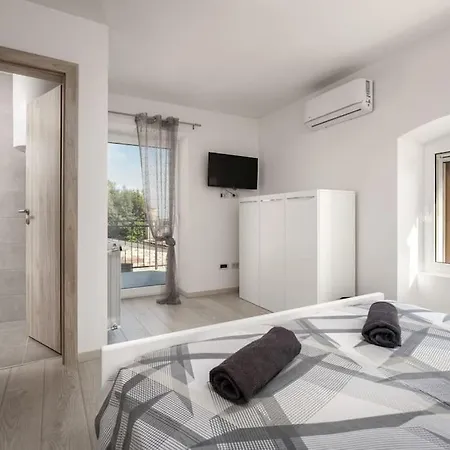 Casa Romito By Briskva * Kaštelir