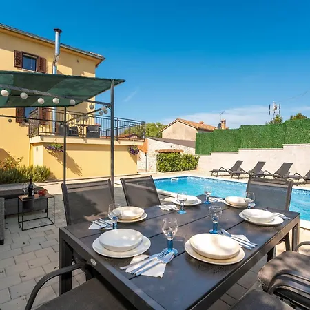 Casa Romito By Briskva * Kaštelir